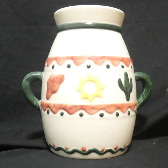 Cream colored vase with 2 handles, aztek design and hat, sun and cactus - Picture 1 of 8